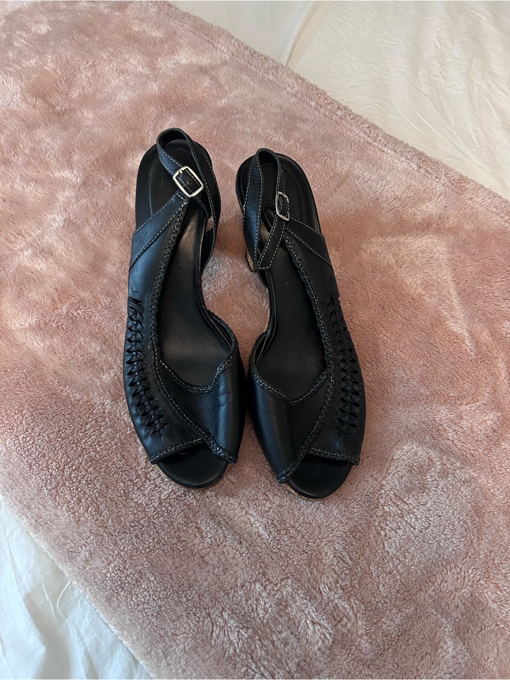 VINTAGE NICKLES SOFT B PARON 4000 HEELS